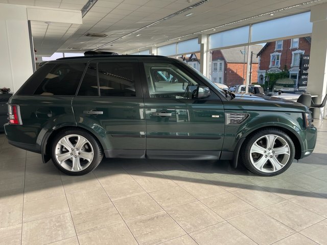 View our LAND ROVER RANGE ROVER SPORT