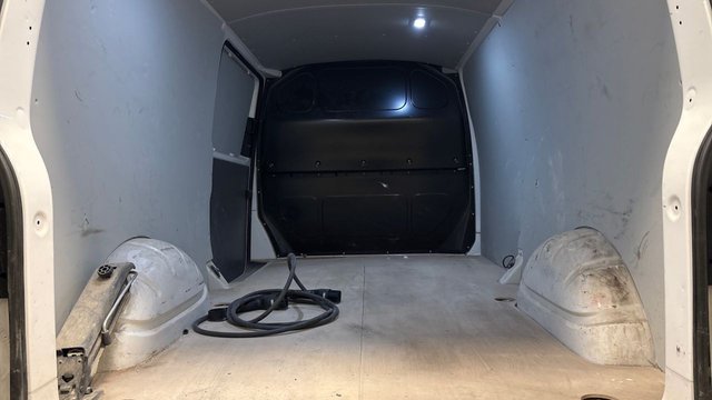 2021 Volkswagen E-Transporter - Photo 6