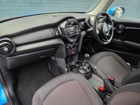 USED 2017 17 MINI HATCH 1.2 One Hatchback 3dr Petrol Manual Euro 6 (s/s) (102 ps) Dual zone climate control A/C, Bluetooth connectivity for calls, USB and AUX input, Keyless drive, Auto wipers, PEPPER Pack, DAB radio, Rear parking sensors, Auto Headlights