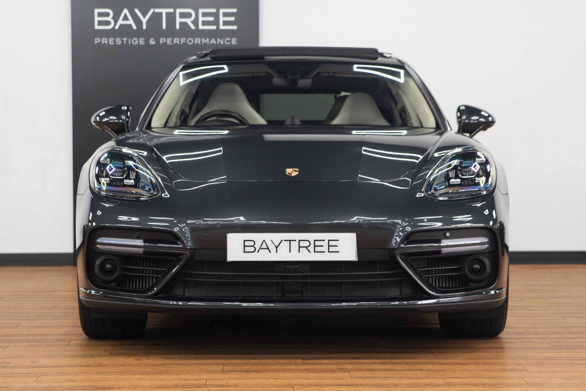 USED 2016 66 PORSCHE PANAMERA 4.0T V8 Turbo Saloon  