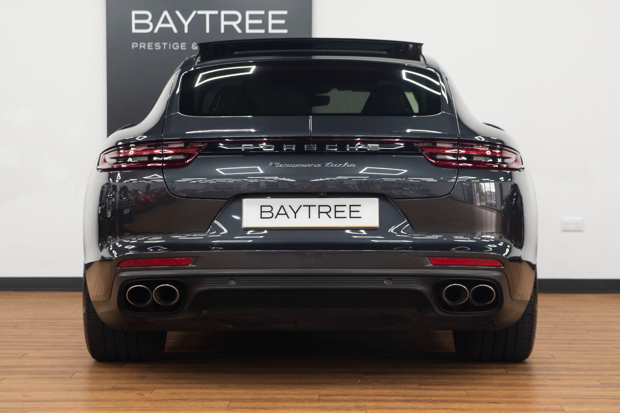 USED 2016 66 PORSCHE PANAMERA 4.0T V8 Turbo Saloon  
