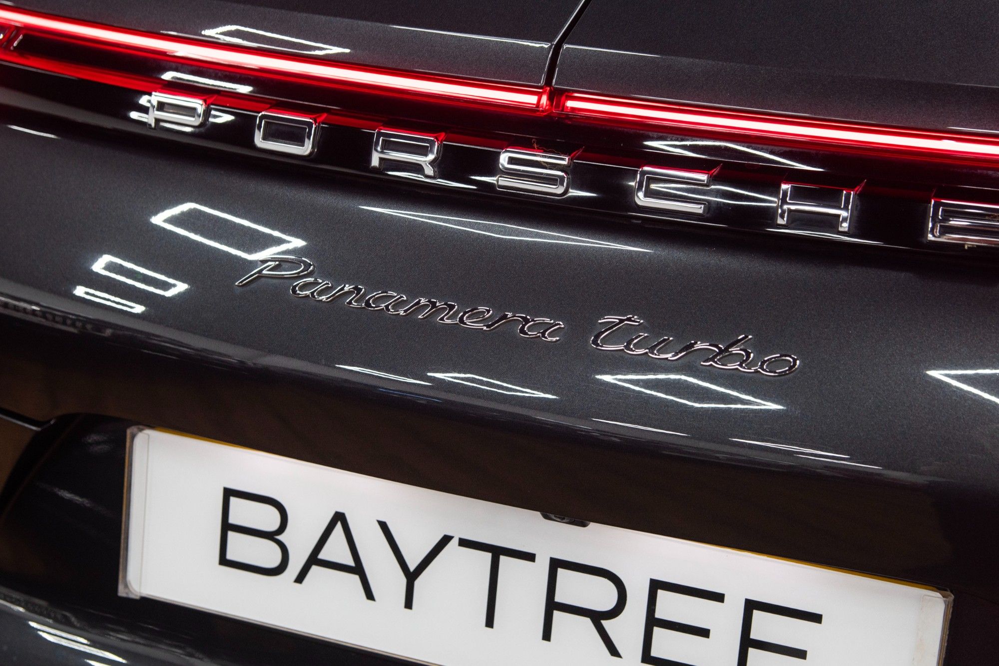 USED 2016 66 PORSCHE PANAMERA 4.0T V8 Turbo Saloon  