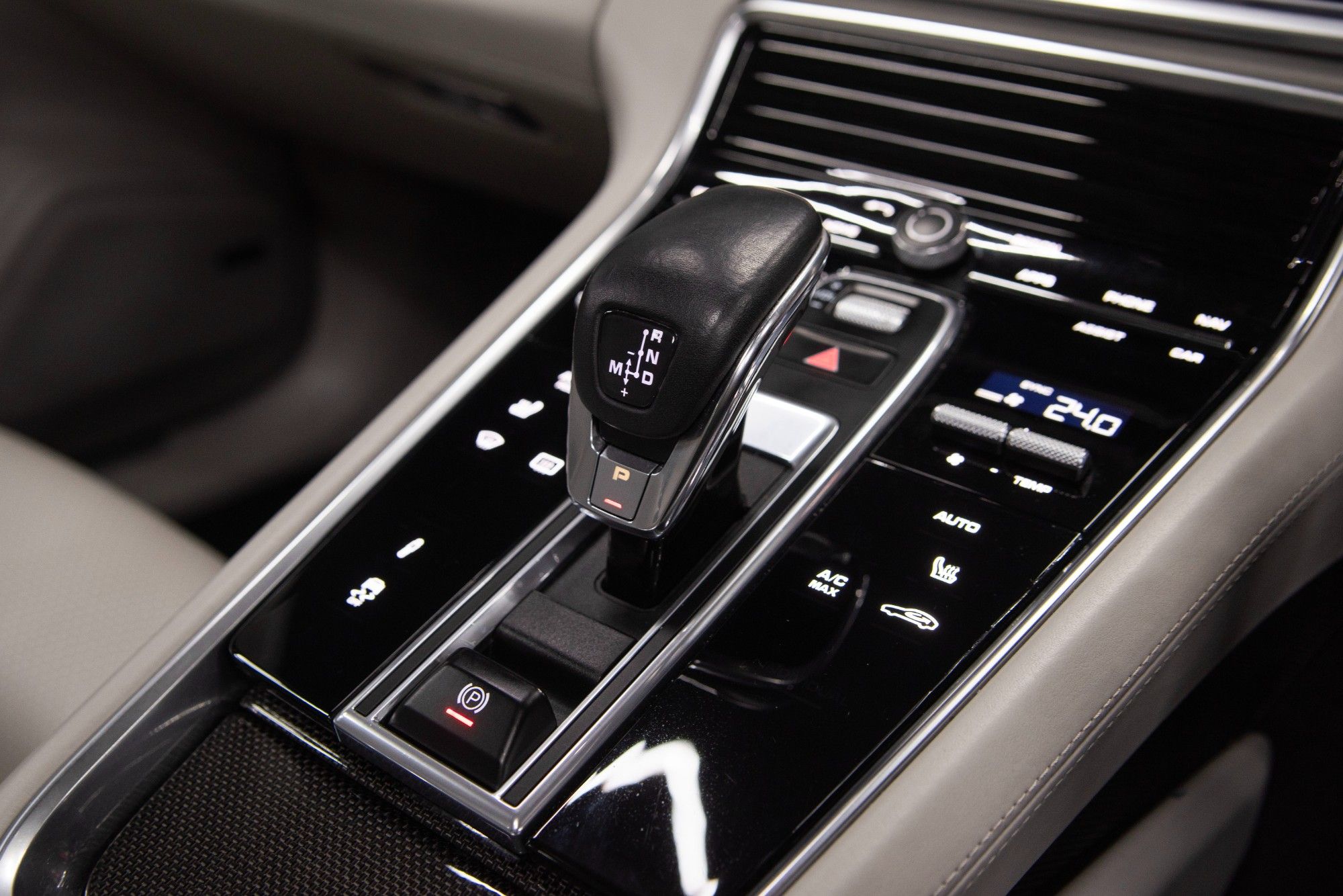 USED 2016 66 PORSCHE PANAMERA 4.0T V8 Turbo Saloon  