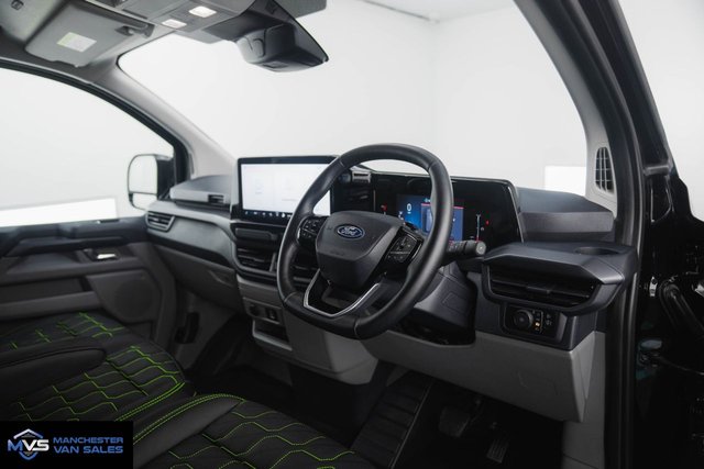 2024 Ford Transit Custom - Photo 11