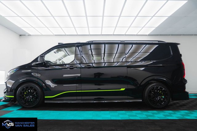 2024 Ford Transit Custom - Photo 8