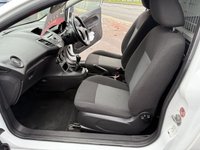 USED 2013 13 FORD FIESTA VAN 1.6 TDCi ECOnetic II Panel Van 3dr Diesel Manual (87 g/km, 94 bhp) SERVICE HISTORY