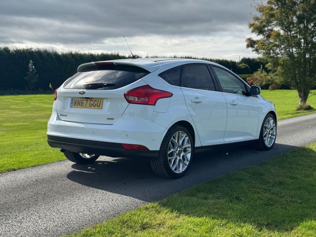 2017 Ford Focus 1L Titanium X 5dr - Photo 5