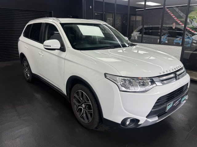 2015 MITSUBISHI OUTLANDER - Photo 8