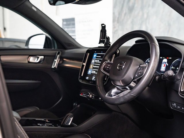 2021 Volvo Xc40 1.5L R-Design 5dr - Photo 12