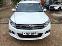 USED 2014 64 VOLKSWAGEN TIGUAN 2.0 TDI BlueMotion Tech R-Line SUV 5dr Diesel DSG 4WD Euro 5 (s/s) (Nav) (177 ps) 