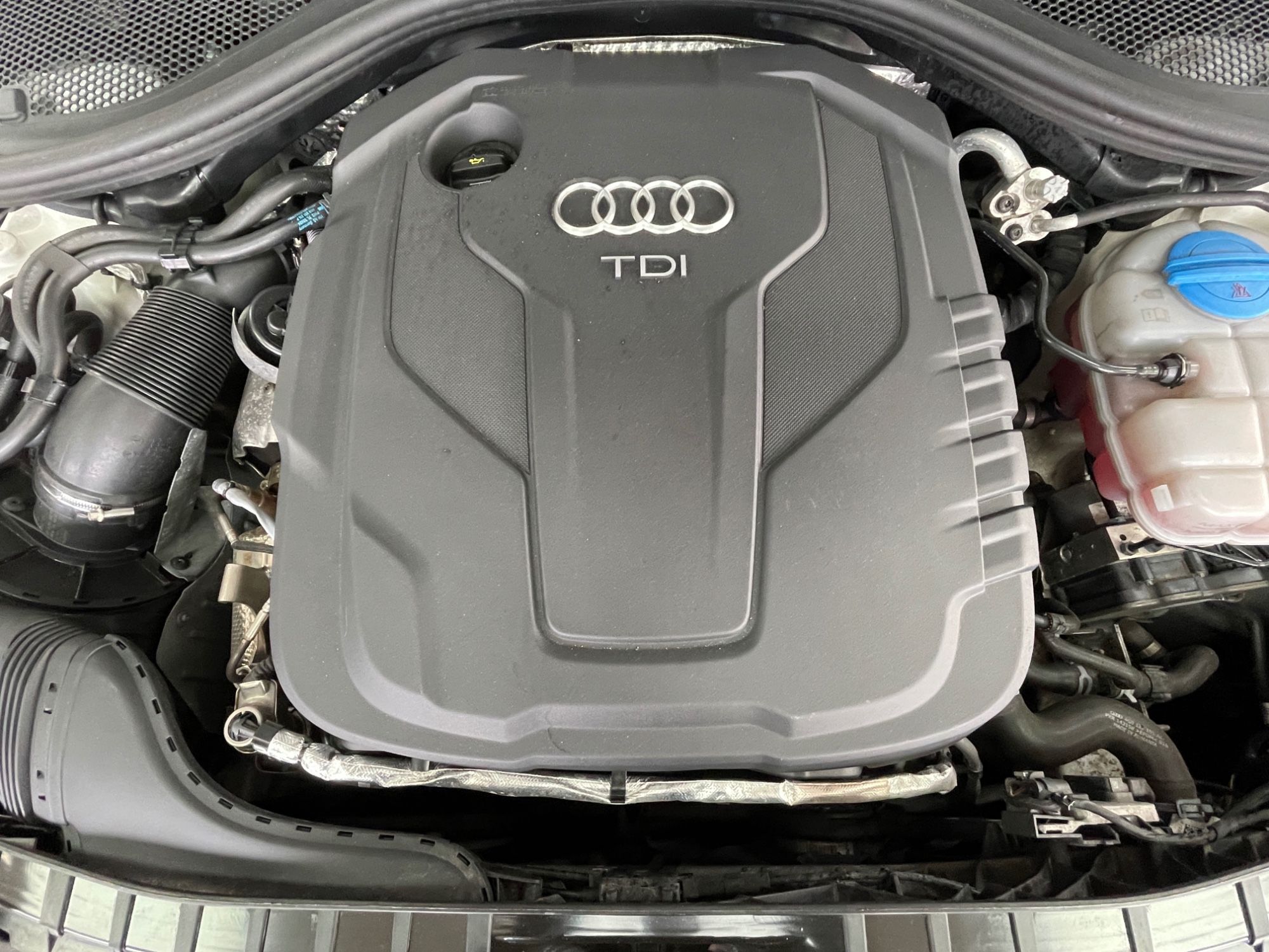 USED 2017 66 AUDI A6 AVANT 2.0 TDI Black Edition Estate 5dr Diesel S Tronic quattro Euro 6 (s/s) (190 ps) 