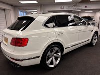 USED 2017 17 BENTLEY BENTAYGA 4.0d V8 Diesel Auto Euro 6 UK DELIVERY FLAT FEE &pound;175 (SUBJECT TO DEAL) *OVER 100 IMAGES ON OUR WEBSITE*BESPOKE FINANCE ARRANGED*PART EXCHANGE WELCOME*ALL VEHICLES HPI CLEAR