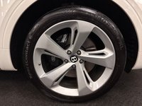 USED 2017 17 BENTLEY BENTAYGA 4.0d V8 Diesel Auto Euro 6 UK DELIVERY FLAT FEE &pound;175 (SUBJECT TO DEAL) *OVER 100 IMAGES ON OUR WEBSITE*BESPOKE FINANCE ARRANGED*PART EXCHANGE WELCOME*ALL VEHICLES HPI CLEAR