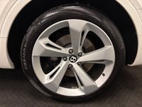 USED 2017 17 BENTLEY BENTAYGA 4.0d V8 Diesel Auto Euro 6 UK DELIVERY FLAT FEE &pound;175 (SUBJECT TO DEAL) *OVER 100 IMAGES ON OUR WEBSITE*BESPOKE FINANCE ARRANGED*PART EXCHANGE WELCOME*ALL VEHICLES HPI CLEAR