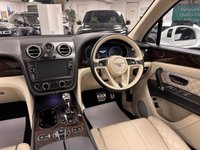 USED 2017 17 BENTLEY BENTAYGA 4.0d V8 Diesel Auto Euro 6 UK DELIVERY FLAT FEE &pound;175 (SUBJECT TO DEAL) *OVER 100 IMAGES ON OUR WEBSITE*BESPOKE FINANCE ARRANGED*PART EXCHANGE WELCOME*ALL VEHICLES HPI CLEAR