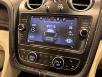 USED 2017 17 BENTLEY BENTAYGA 4.0d V8 Diesel Auto Euro 6 UK DELIVERY FLAT FEE &pound;175 (SUBJECT TO DEAL) *OVER 100 IMAGES ON OUR WEBSITE*BESPOKE FINANCE ARRANGED*PART EXCHANGE WELCOME*ALL VEHICLES HPI CLEAR
