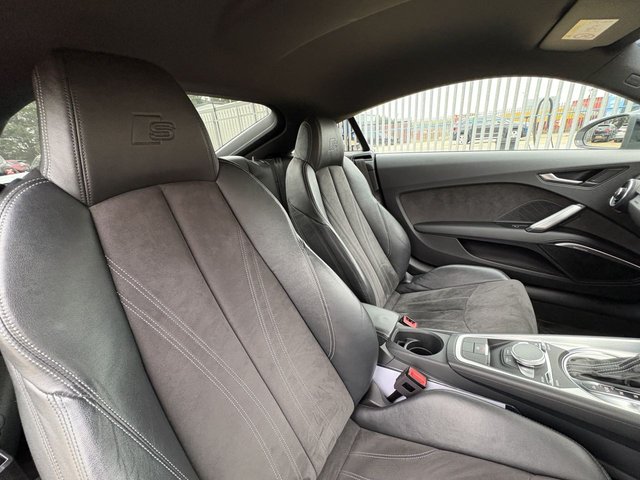 2018 AUDI TT - Photo 10