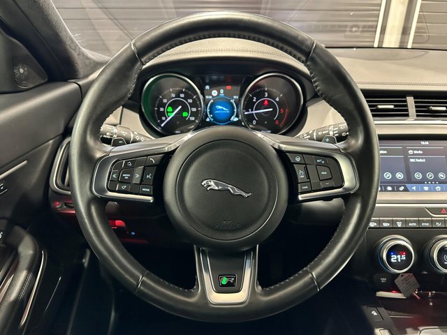 2019 JAGUAR E-PACE - Photo 9