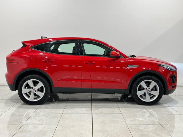 2019 JAGUAR E-PACE - Photo 8