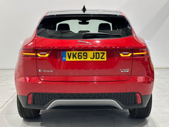2019 JAGUAR E-PACE - Photo 4