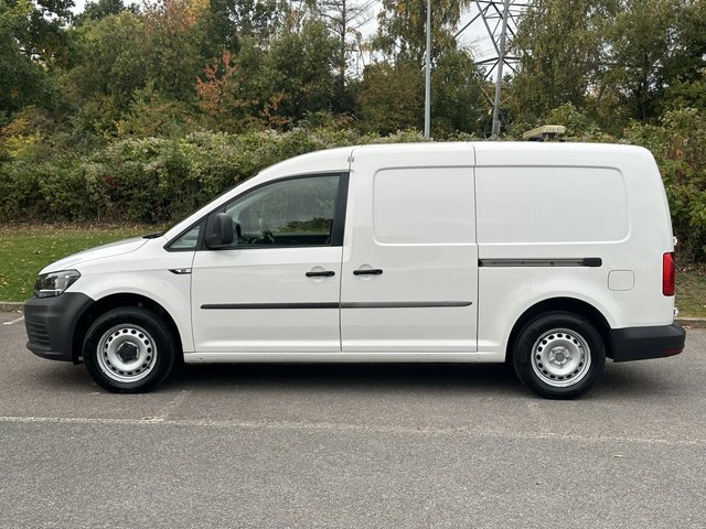 2019 VOLKSWAGEN CADDY MAXI - Photo 2