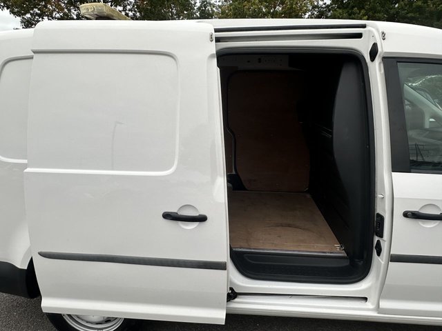 2019 VOLKSWAGEN CADDY MAXI - Photo 10