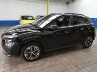 USED 2022 72 HYUNDAI KONA 64kWh Premium SUV 5dr Electric Auto (10.5kW Charger) (204 ps) SAT NAV ANDROID APPLE CARPLAY CRUISE CONTROL REAR VIEW CAMERA PARKING SENSORS 1 OWNERS SERVICE HISTORY WARRANTY