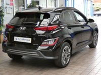 USED 2022 72 HYUNDAI KONA 64kWh Premium SUV 5dr Electric Auto (10.5kW Charger) (204 ps) SAT NAV ANDROID APPLE CARPLAY CRUISE CONTROL REAR VIEW CAMERA PARKING SENSORS 1 OWNERS SERVICE HISTORY WARRANTY