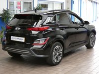 USED 2022 72 HYUNDAI KONA 64kWh Premium SUV 5dr Electric Auto (10.5kW Charger) (204 ps) SAT NAV ANDROID APPLE CARPLAY CRUISE CONTROL REAR VIEW CAMERA PARKING SENSORS 1 OWNERS SERVICE HISTORY WARRANTY