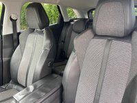 USED 2017 67 PEUGEOT 3008 1.2 PureTech Allure SUV 5dr Petrol Manual Euro 6 (s/s) (130 ps) Sat nav, Ulez parking sensors