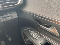 USED 2017 67 PEUGEOT 3008 1.2 PureTech Allure SUV 5dr Petrol Manual Euro 6 (s/s) (130 ps) Sat nav, Ulez parking sensors