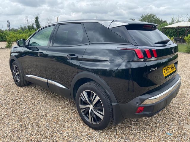 2017 PEUGEOT 3008 1.2 PureTech Allure SUV 5dr Petrol Manual Euro 6 (s/s) (130 ps) - Photo 4