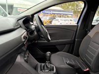 USED 2022 72 DACIA SANDERO STEPWAY 1.0 TCe Essential Hatchback 5dr Petrol Manual Euro 6 (s/s) (90 ps) 