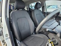 USED 2017 17 HYUNDAI I10 1.0 SE Hatchback 5dr Petrol Manual Euro 6 (66 ps) 1 Owner From New!, Insurance Group 2, Bluetooth