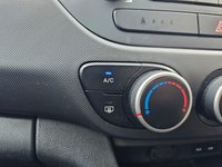 USED 2017 17 HYUNDAI I10 1.0 SE Hatchback 5dr Petrol Manual Euro 6 (66 ps) 1 Owner From New!, Insurance Group 2, Bluetooth