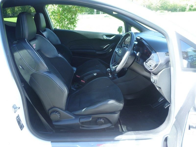USED 2020 20 FORD FIESTA 1.5T EcoBoost ST-3 Hatchback 3dr Petrol Manual Euro 6 (s/s) (200 ps) Performance Package - Launch Control