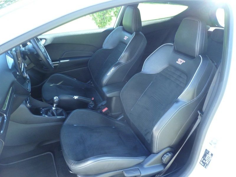 USED 2020 20 FORD FIESTA 1.5T EcoBoost ST-3 Hatchback 3dr Petrol Manual Euro 6 (s/s) (200 ps) Performance Package - Launch Control