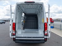 USED 2025 75 IVECO DAILY 2.3 l 35S14V Panel Van 136 BHP SIDE LOADING DOOR | MWB
