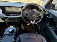USED 2021 21 KIA NIRO 64kWh 4+ SUV 5dr Electric Auto (201 bhp) 