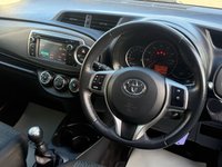 USED 2013 13 TOYOTA YARIS 1.33 Dual VVT-i TR Hatchback 5dr Petrol Manual Euro 5 (101 ps) 