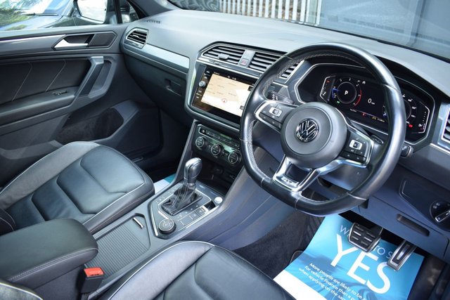 2019 VOLKSWAGEN TIGUAN - Photo 2