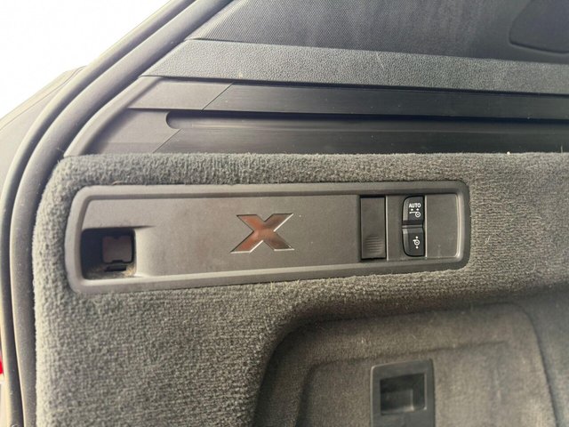 2022 BMW X5 M - Photo 8