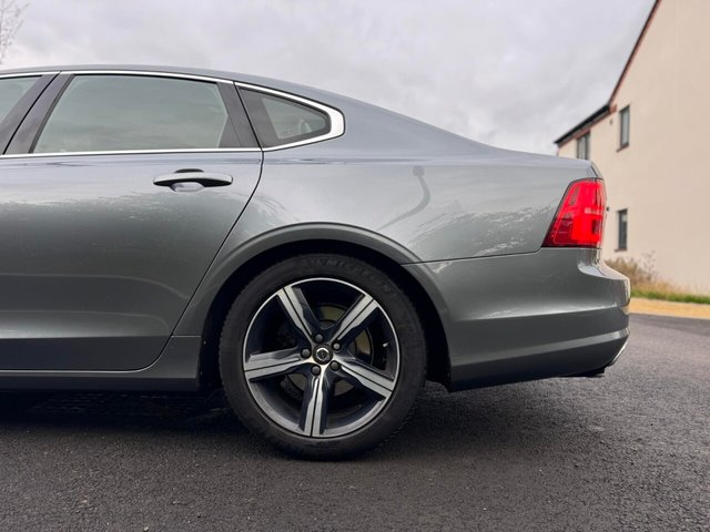 2018 VOLVO S90 - Photo 7