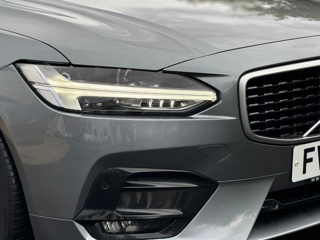 2018 VOLVO S90 - Photo 11