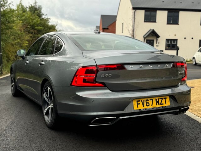 2018 VOLVO S90 - Photo 12