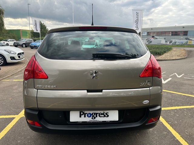 2011 PEUGEOT 3008 - Photo 11