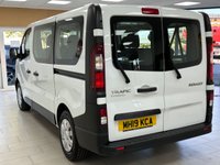 USED 2019 19 RENAULT TRAFIC 1.6 dCi 27 Business Minibus Double Cab 5dr Diesel Manual SWB Euro 6 (9 Seat) (120 bhp) 