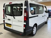 USED 2019 19 RENAULT TRAFIC 1.6 dCi 27 Business Minibus Double Cab 5dr Diesel Manual SWB Euro 6 (9 Seat) (120 bhp) 