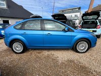 USED 2010 10 FORD FOCUS 1.6 Titanium Hatchback 5dr Petrol Automatic (184 g/km, 99 bhp) Petrol Automatic - Heated Seats & Parking Sensors