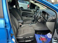 USED 2010 10 FORD FOCUS 1.6 Titanium Hatchback 5dr Petrol Automatic (184 g/km, 99 bhp) Petrol Automatic - Heated Seats & Parking Sensors